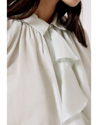 Fırfır detaylı bluz