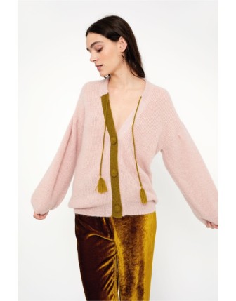 Püskül Detaylı Hırka