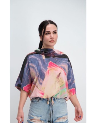 Renkli mermer görünümlü ipek bluz
