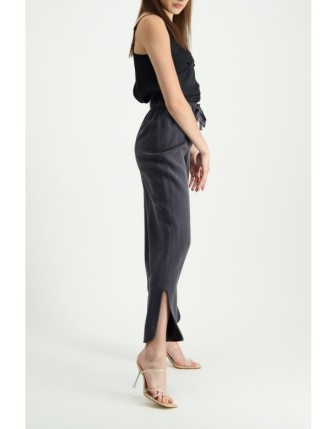 Rahat kesim yırtmaçlı tencel pantolon