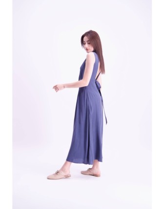 Sırt dekolteli elbise