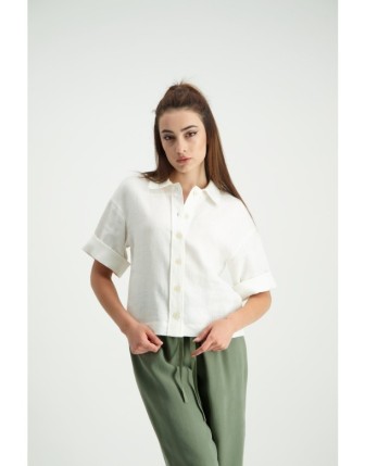 Rahat kesim gömlek