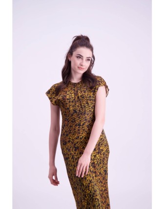 Leopar desenli sırtı açık elbise